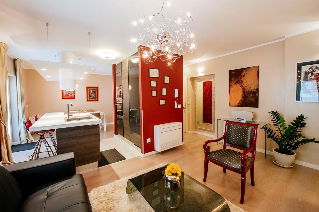Suites One Zara Esterno foto