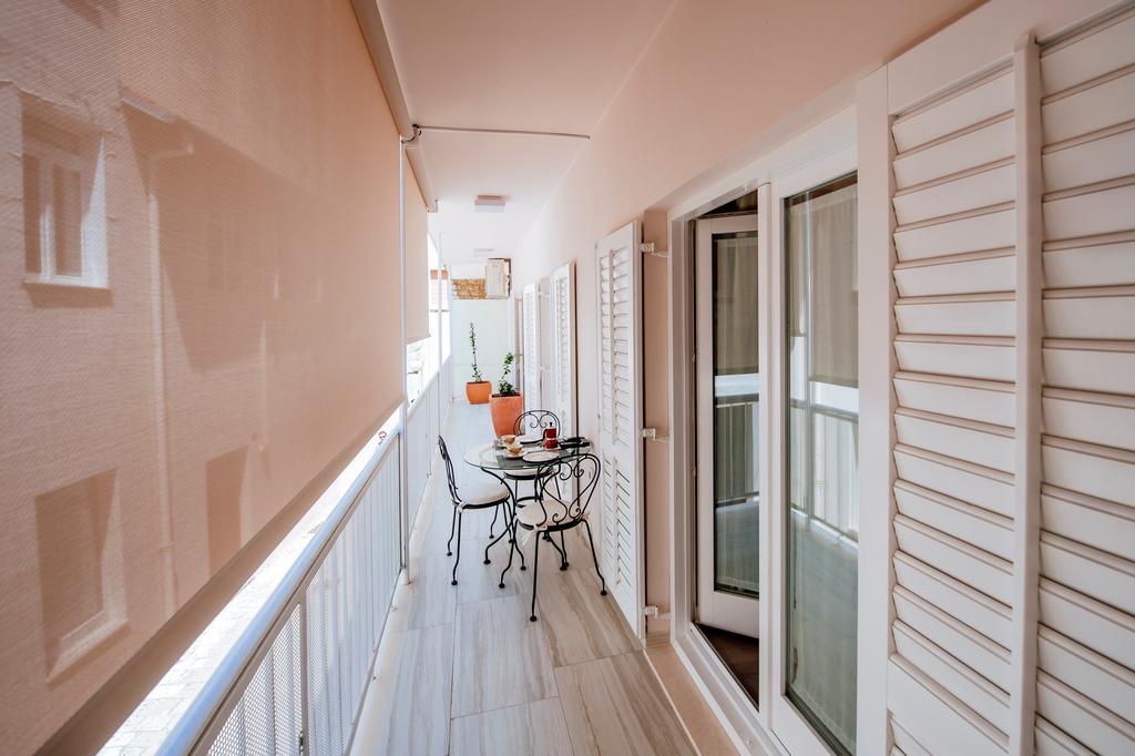 Suites One Zara Esterno foto